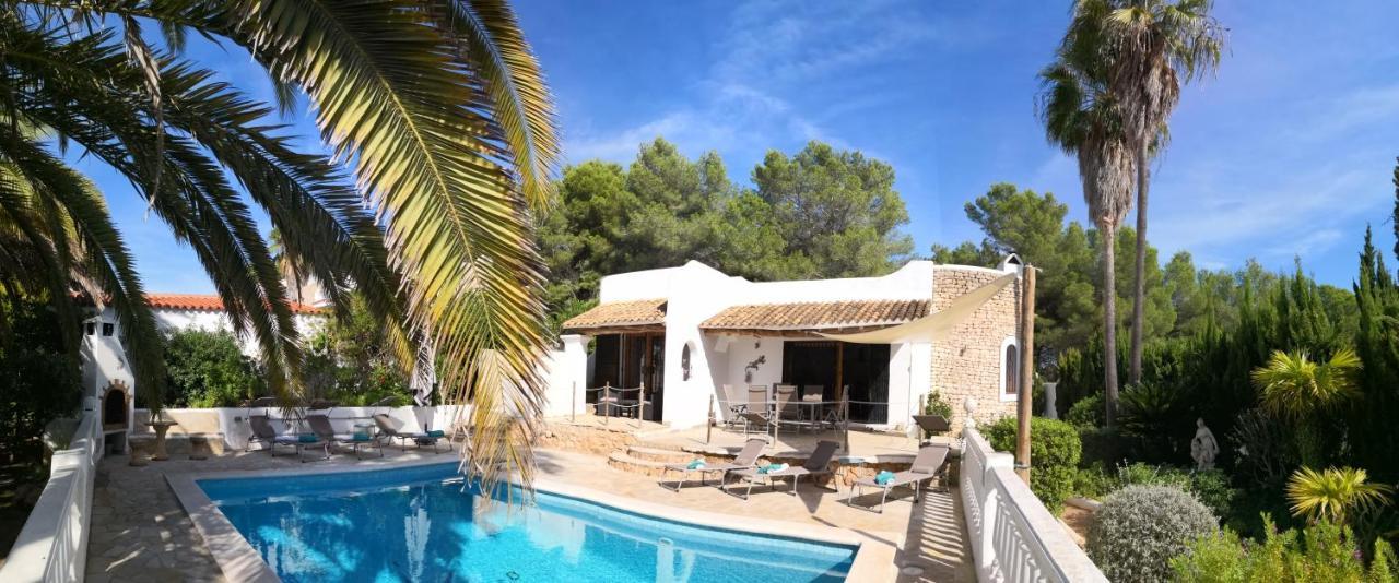 Private Villa Mit Eigenem Pool Unter Palmen Cala Llenya  Bagian luar foto