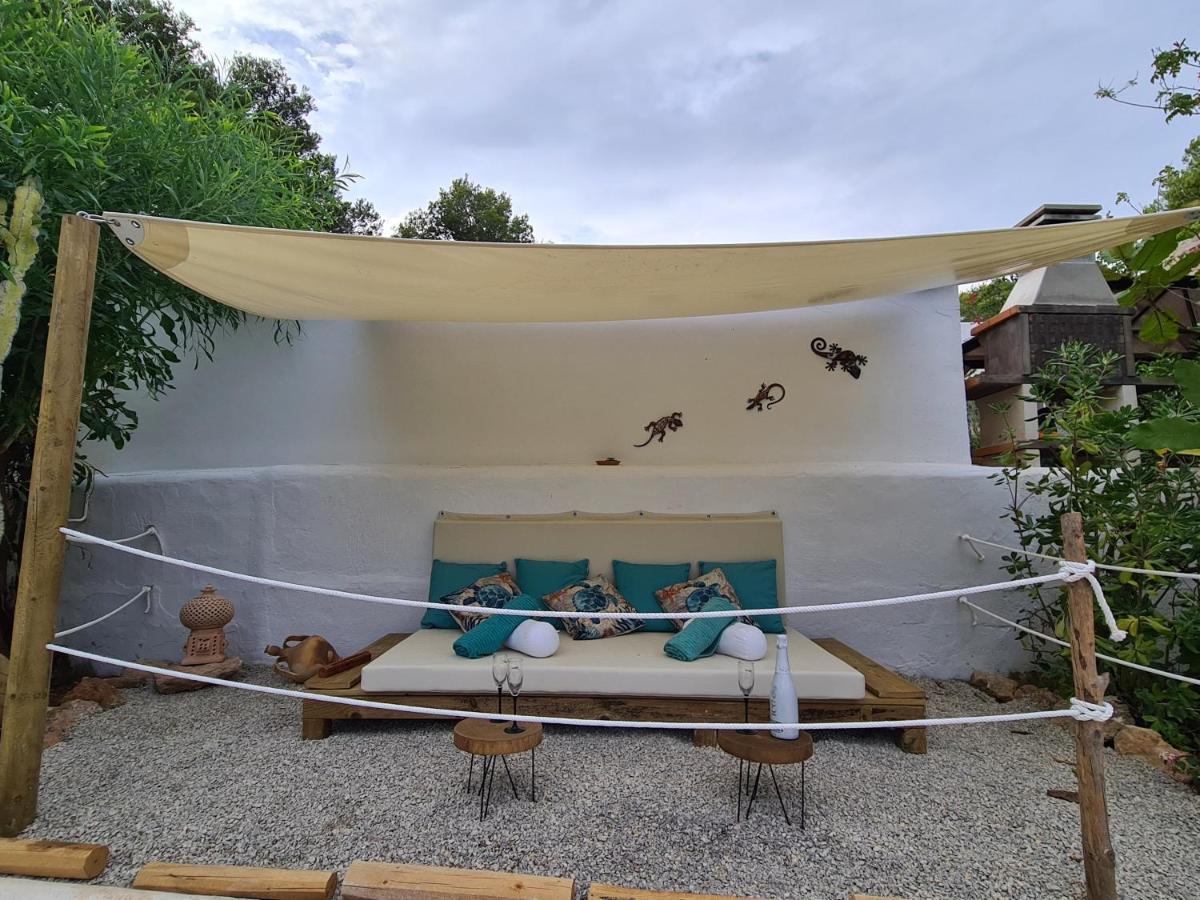 Private Villa Mit Eigenem Pool Unter Palmen Cala Llenya  Bagian luar foto