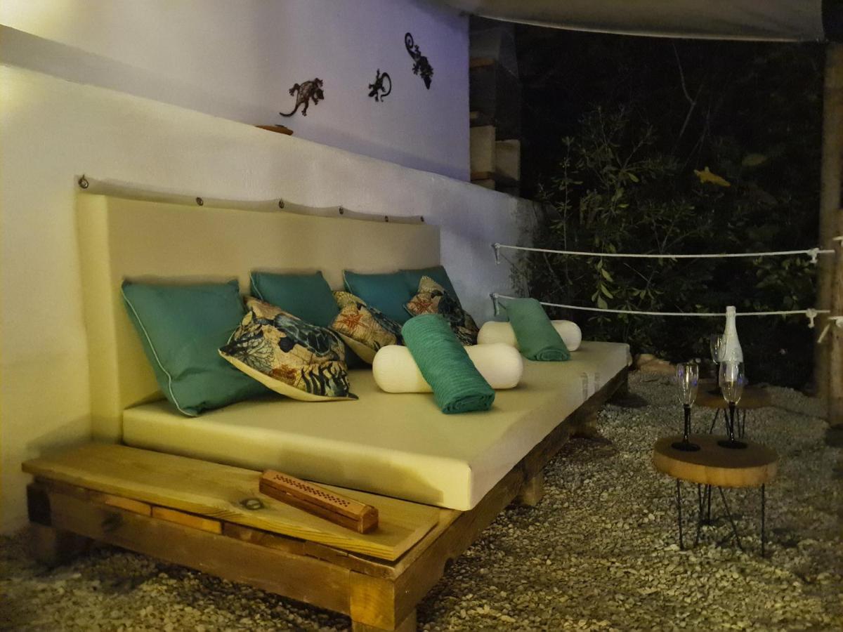 Private Villa Mit Eigenem Pool Unter Palmen Cala Llenya  Bagian luar foto